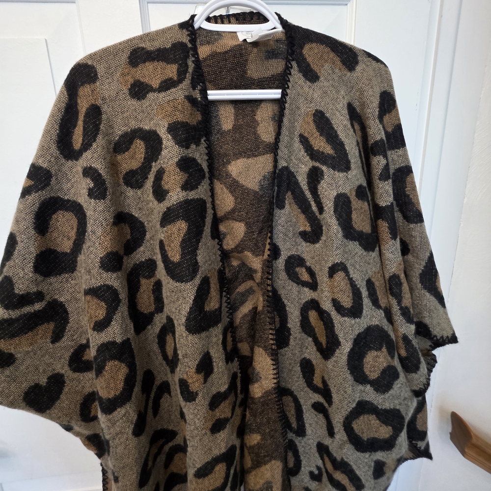Mud Pie Textured Knit Poncho
